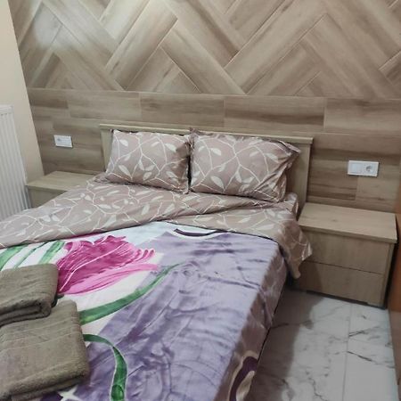 Gcm 2 Rooms Kentro กาเตรินี ภายนอก รูปภาพ