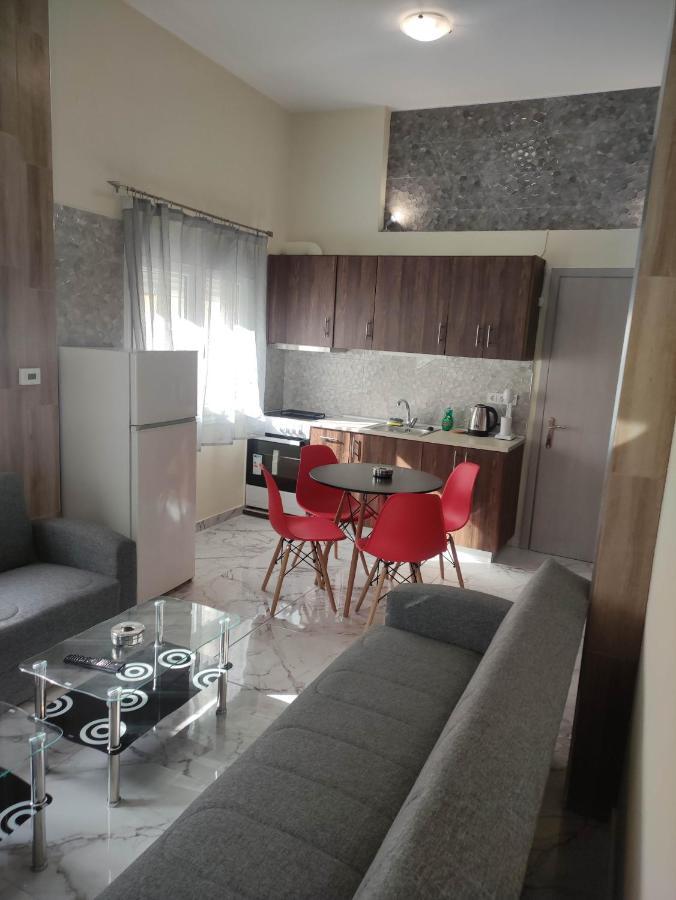 Gcm 2 Rooms Kentro กาเตรินี ภายนอก รูปภาพ